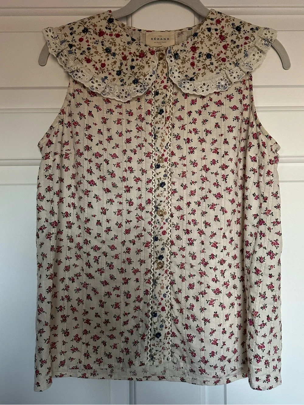 Sezane Susan blouse - Floral, sleeveless, collared top in size 36 - Picture 2 of 5